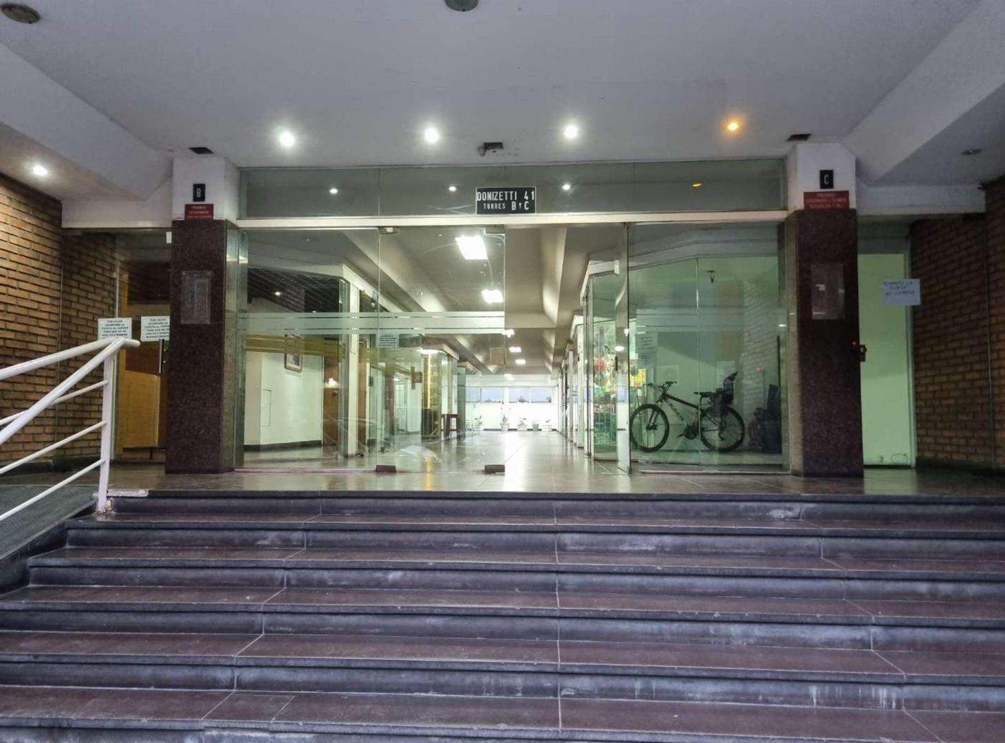 Foto de Venta Espacio guarda coche FIJO - Villa Luro, imagen 1
