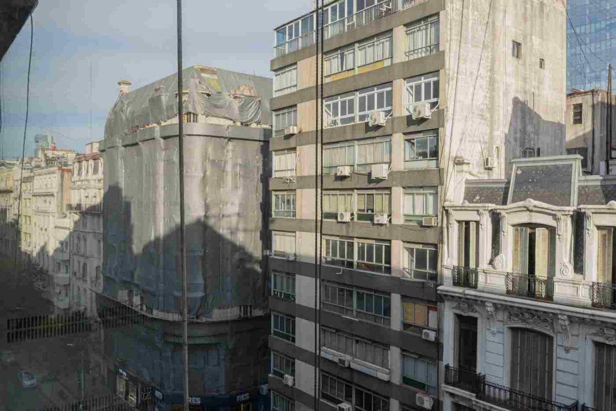 Foto de VENTA OFICINA LUMINOSA APTO CRÉDITO EN SAN NICOLAS, imagen 5