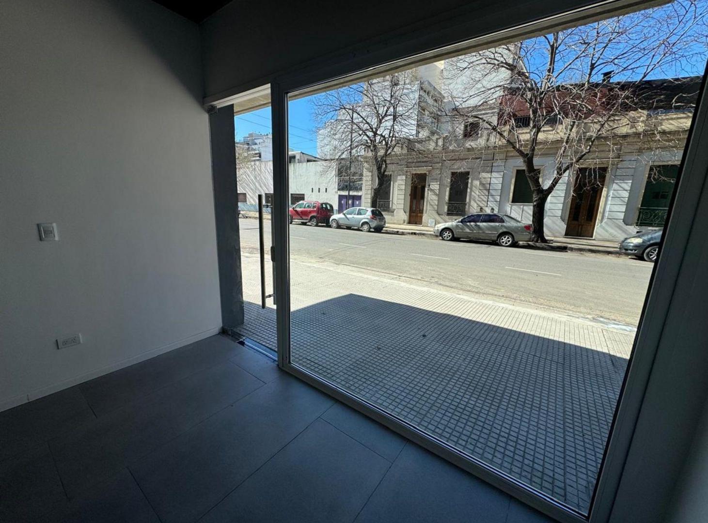 Foto de LOCAL COMERCIAL A ESTRENAR VENTA EN VILLA URQUIZA, imagen 3