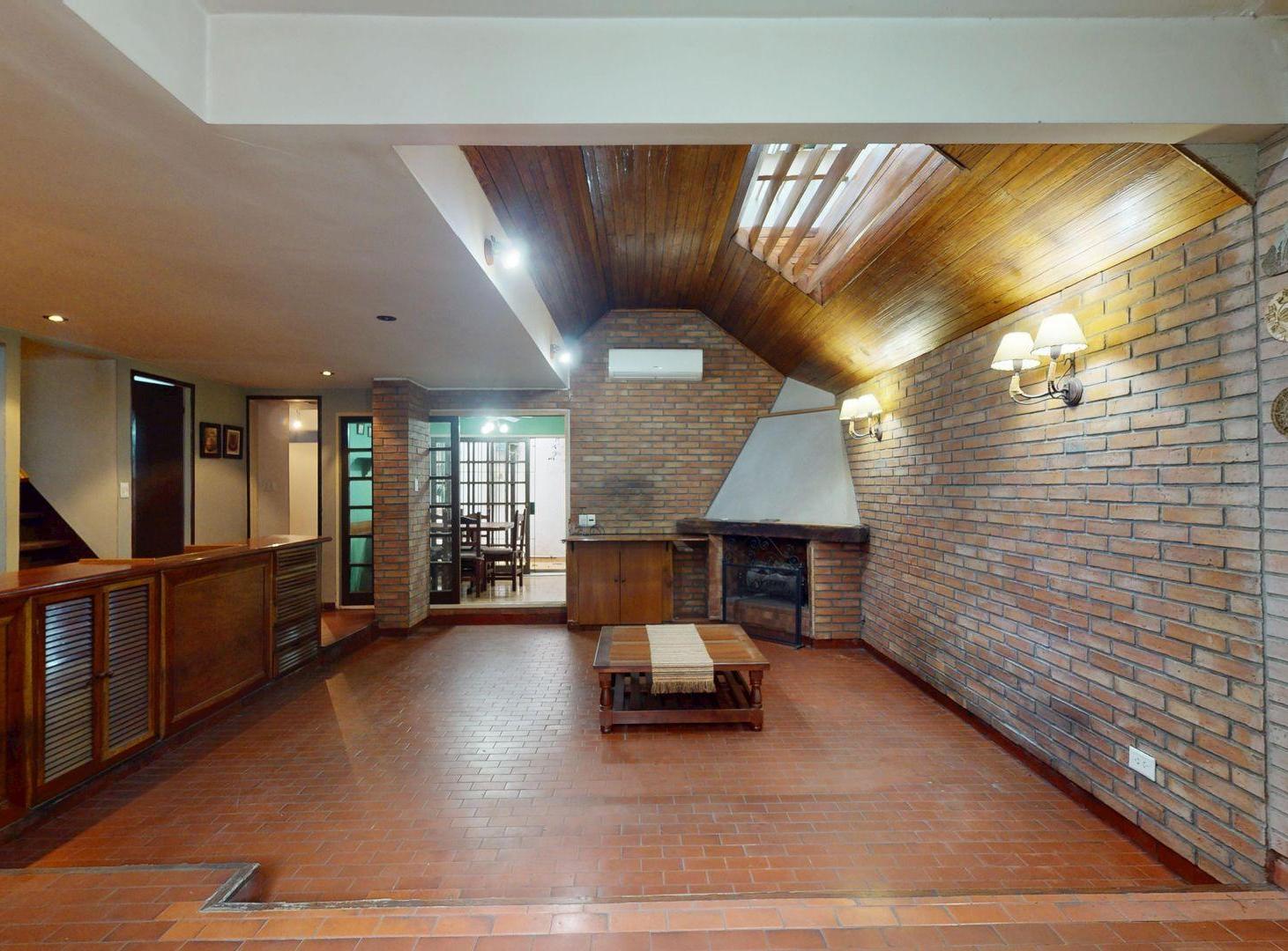 Foto de CASA VENTA 5 AMB- TERRAZA -APTO CREDITO, imagen 2