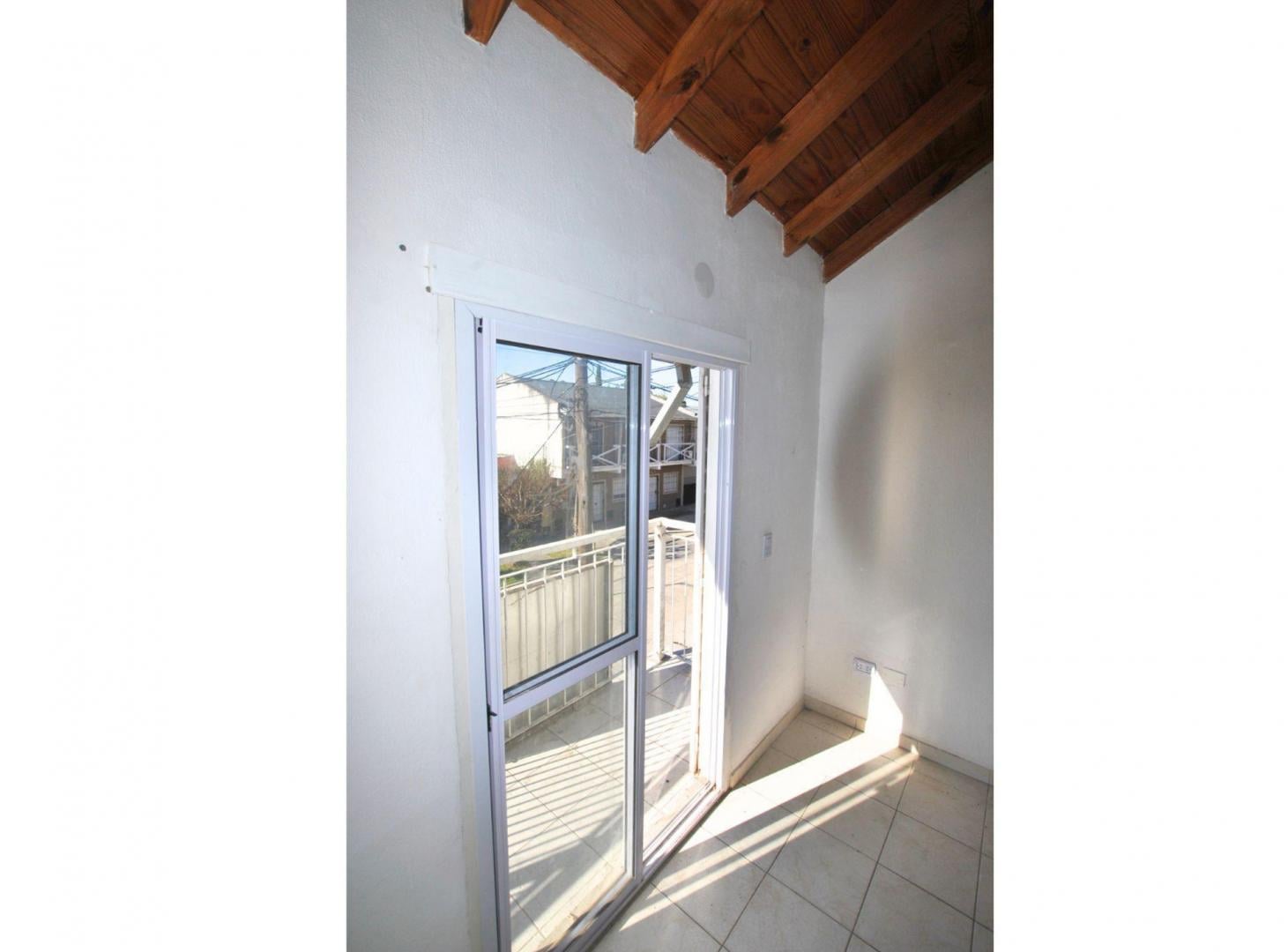 Foto de VENTA PH 4 AMBIENTES APTO CREDITO EN SAN MIGUEL, imagen 5