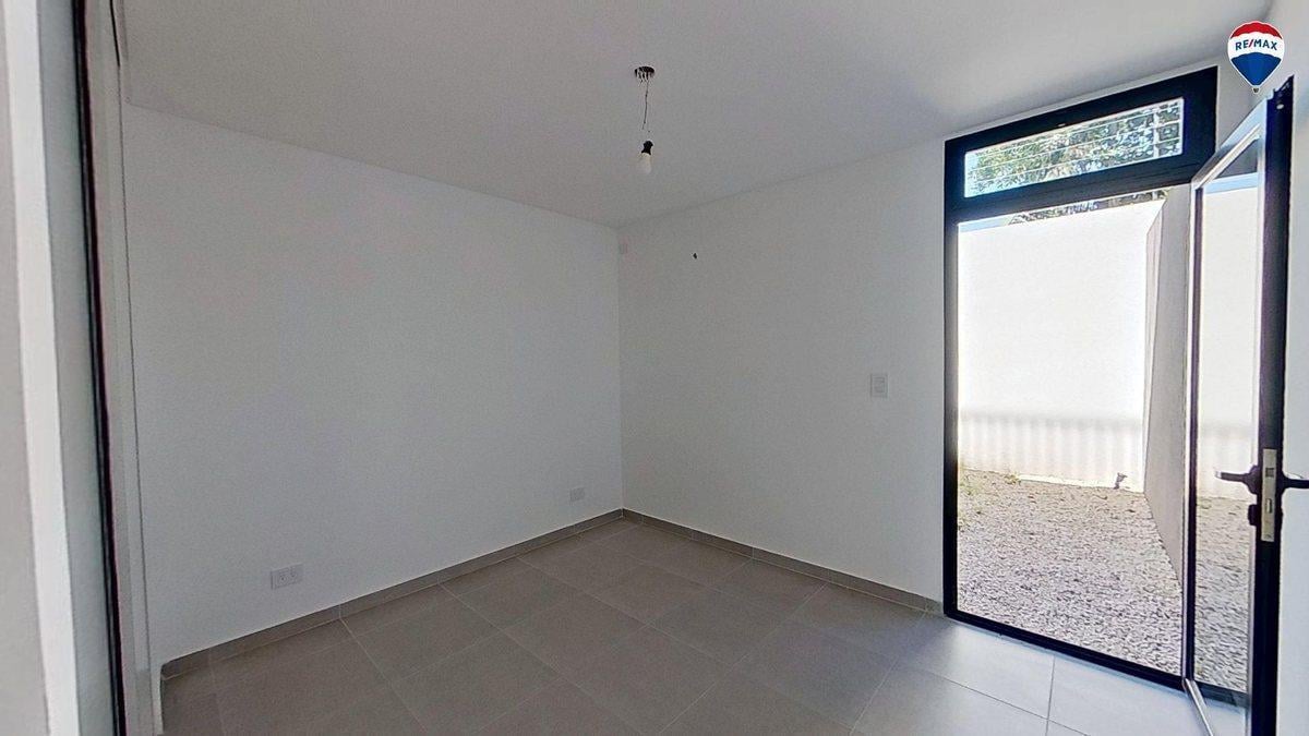 Foto de VENTA DEPARTAMENTO 2 AMBIENTES C/ PATIO A ESTRENAR, imagen 3