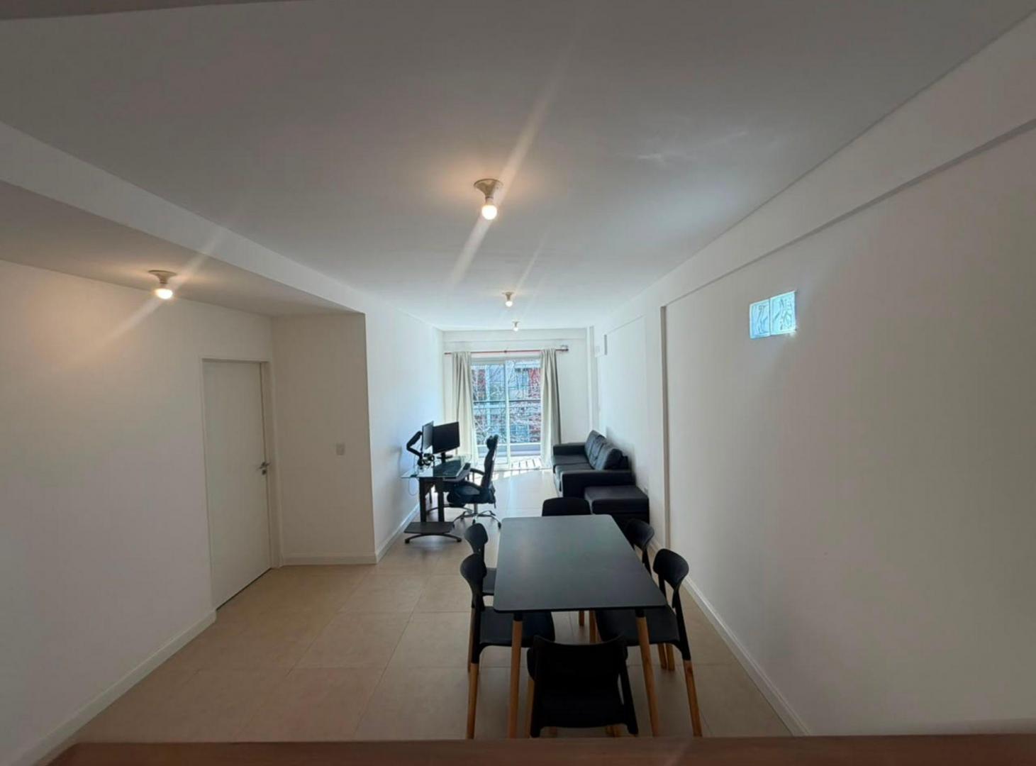 Foto de VENTA DEPARTAMENTO 2 AMBIENTES BALCON EN ALMAGRO, imagen 4