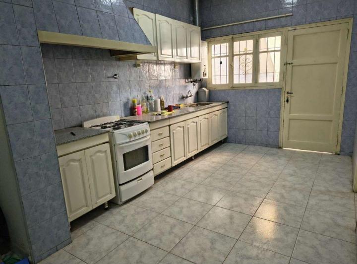 VENTA CASA CENTRICA, 4 HABITACIONES. CAPITAL 4