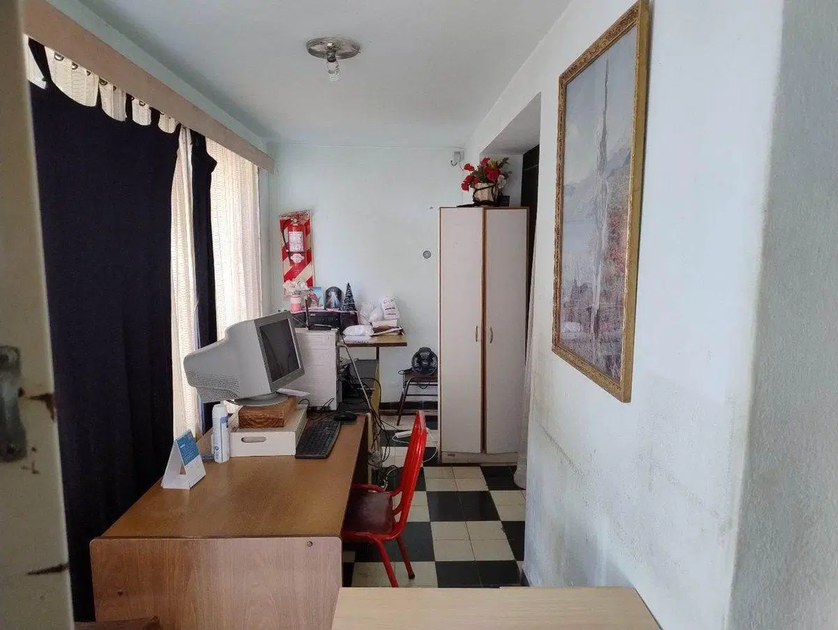 Casa sobre Terreno de 2129 m2. Rivadavia 5