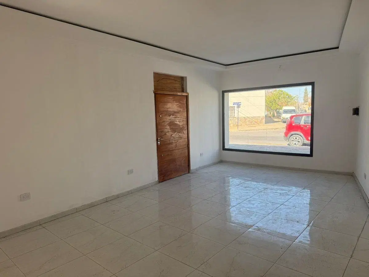 Casa céntrica de Categoría. A estrenar. Capital 5