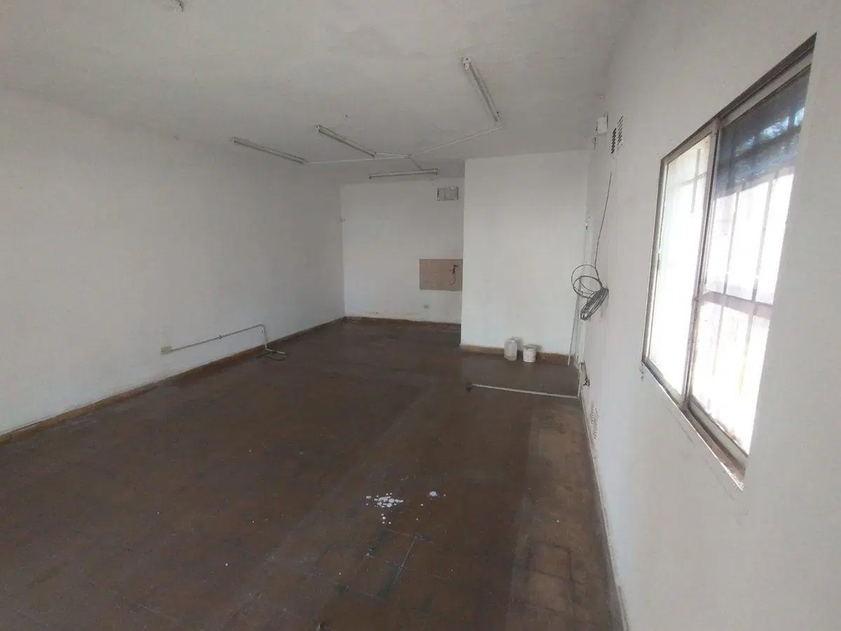ALQUILER SALÓN COMERCIAL. RAWSON 3