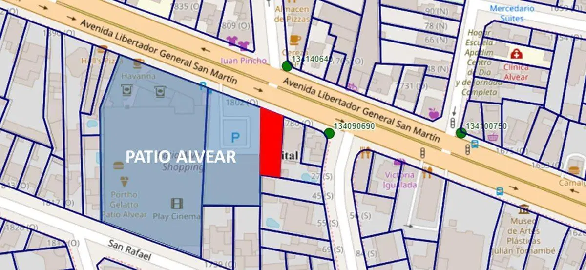 VENTA GRAN CASA EN AV LIBERTADOR Y ALVEAR. CAPITAL 5