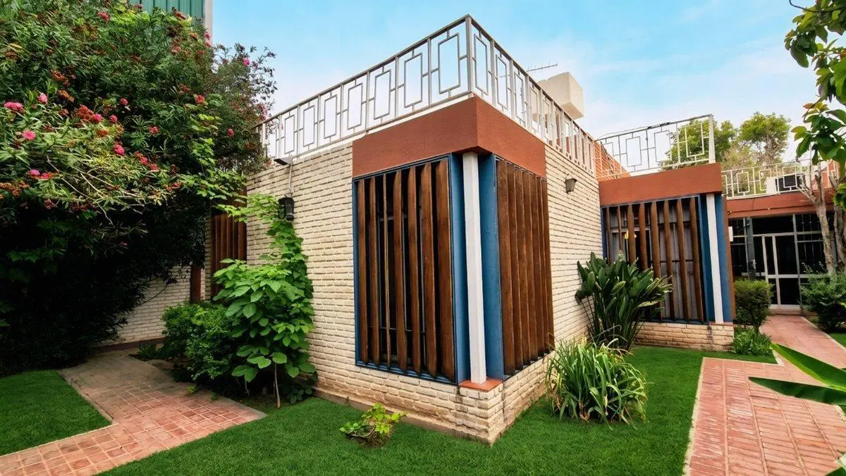 VENTA GRAN CASA EN AV LIBERTADOR Y ALVEAR. CAPITAL 2