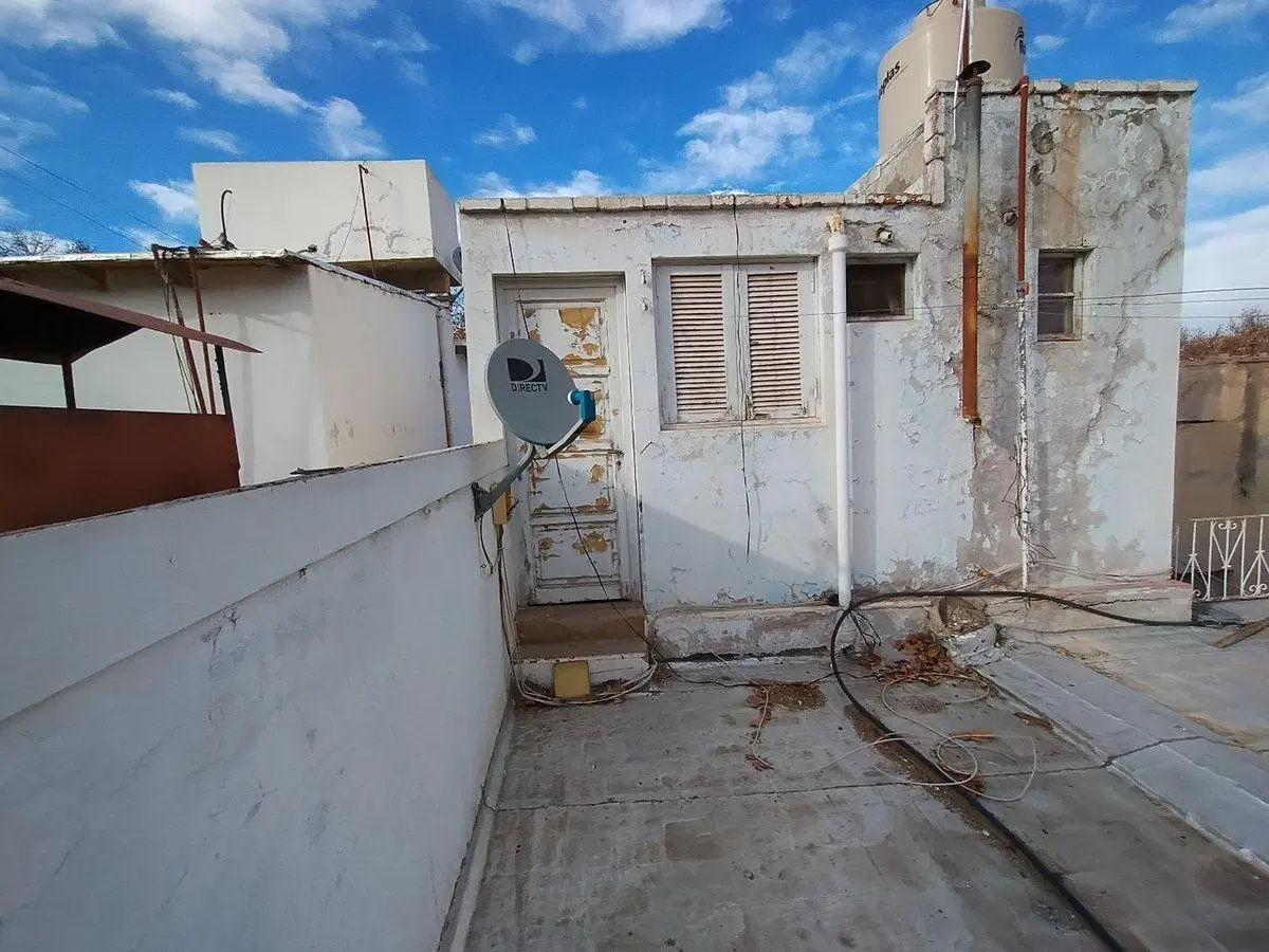 Casa 3 dormitorios, cochera y departamento interno 5