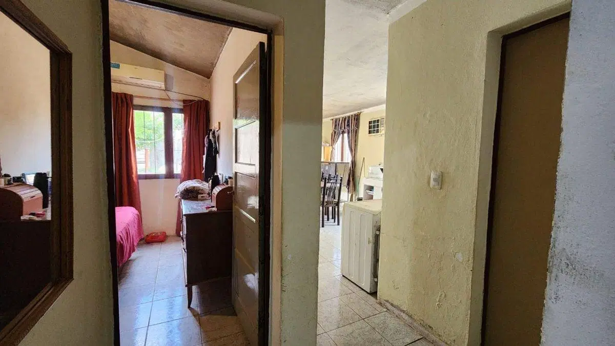 CASA DE 2 HABITACIONES. BARRIO AMISTAD. CHIMBAS 5