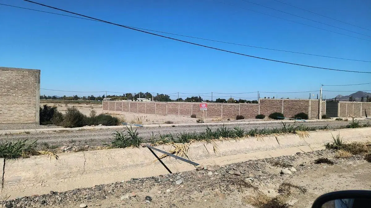 TERRENO DE 1460 M2. CALLE CHACABUCO, POCITO 3