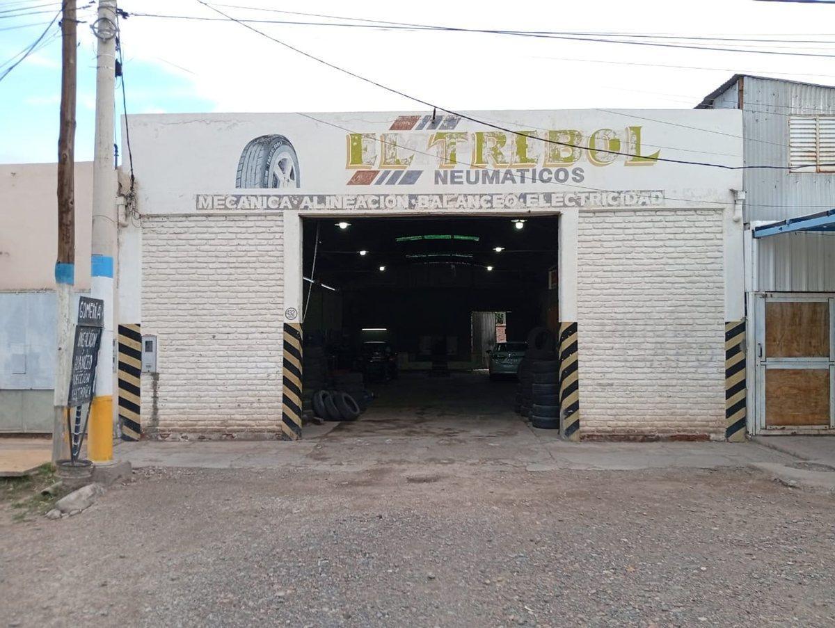 Venta. Galpón de 196 m2. Rawson