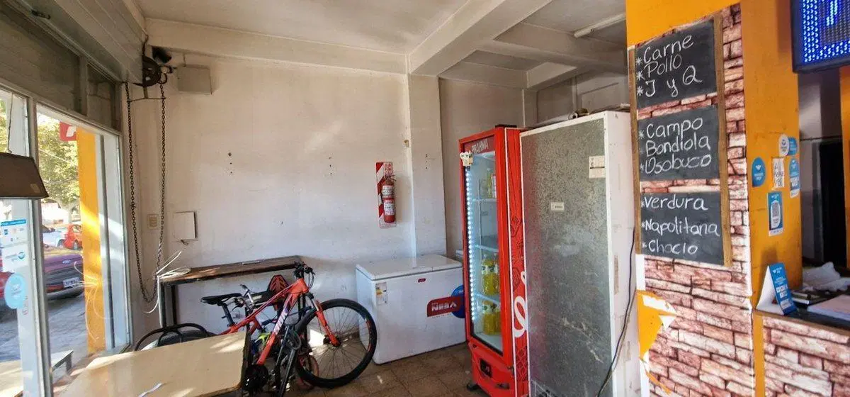 VENTA LOCAL 114 M2 Y GALPON 255 M2 EN RAWSON 4