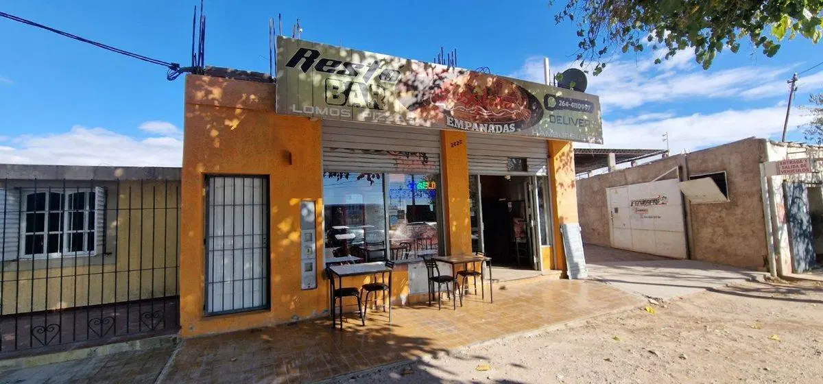 VENTA LOCAL 114 M2 Y GALPON 255 M2 EN RAWSON 5