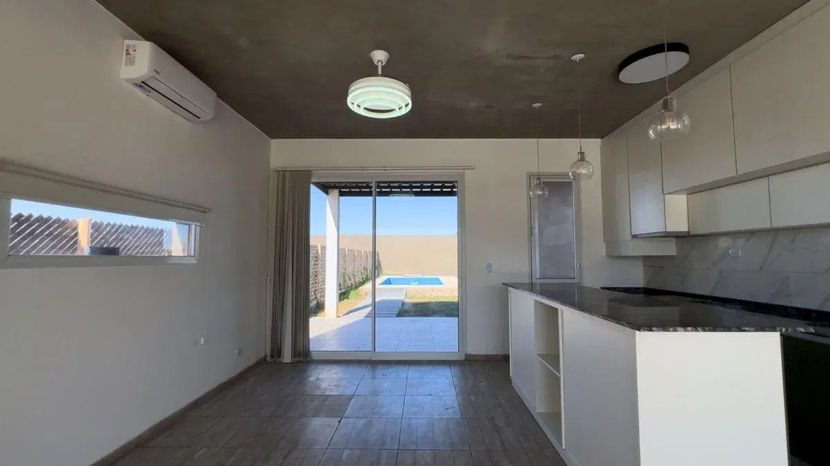 Casa 3 Hab 3 Baños Pileta Rivadavia B Privado 4