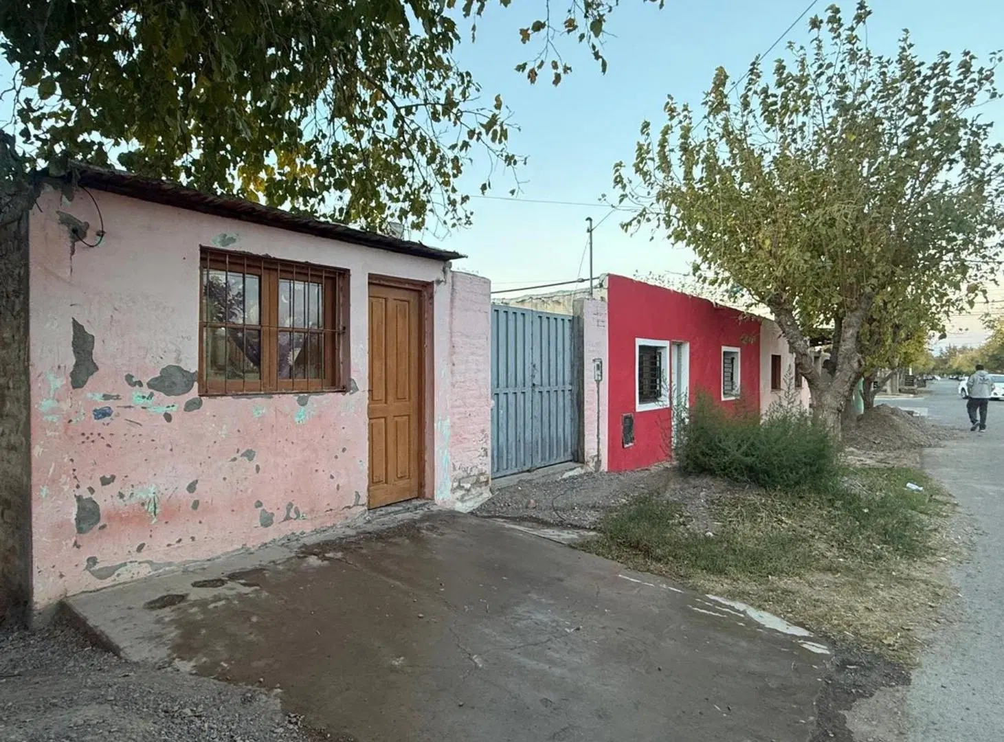 CASA ESQUINA + 2 DPTOS CERCA FACULTAD DE SOCIALES 3