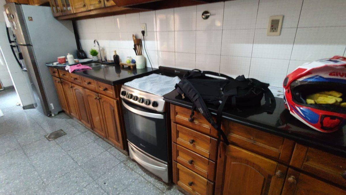 Foto de CASA APTA CREDITO. 4 DORMITORIOS. CAPITAL, imagen 2