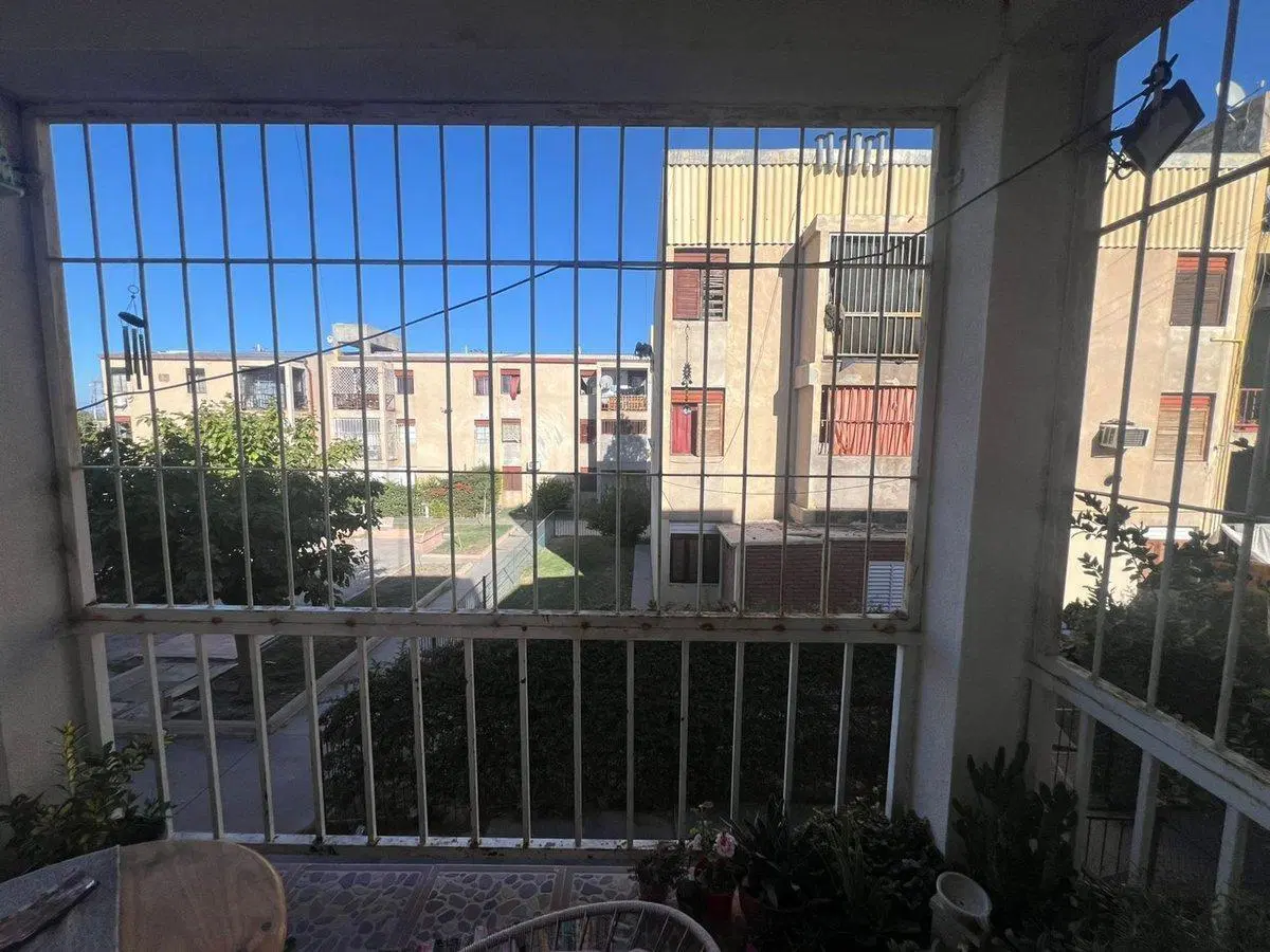 DEPARTAMENTO DE 4 DORMITORIOS. RAWSON 2