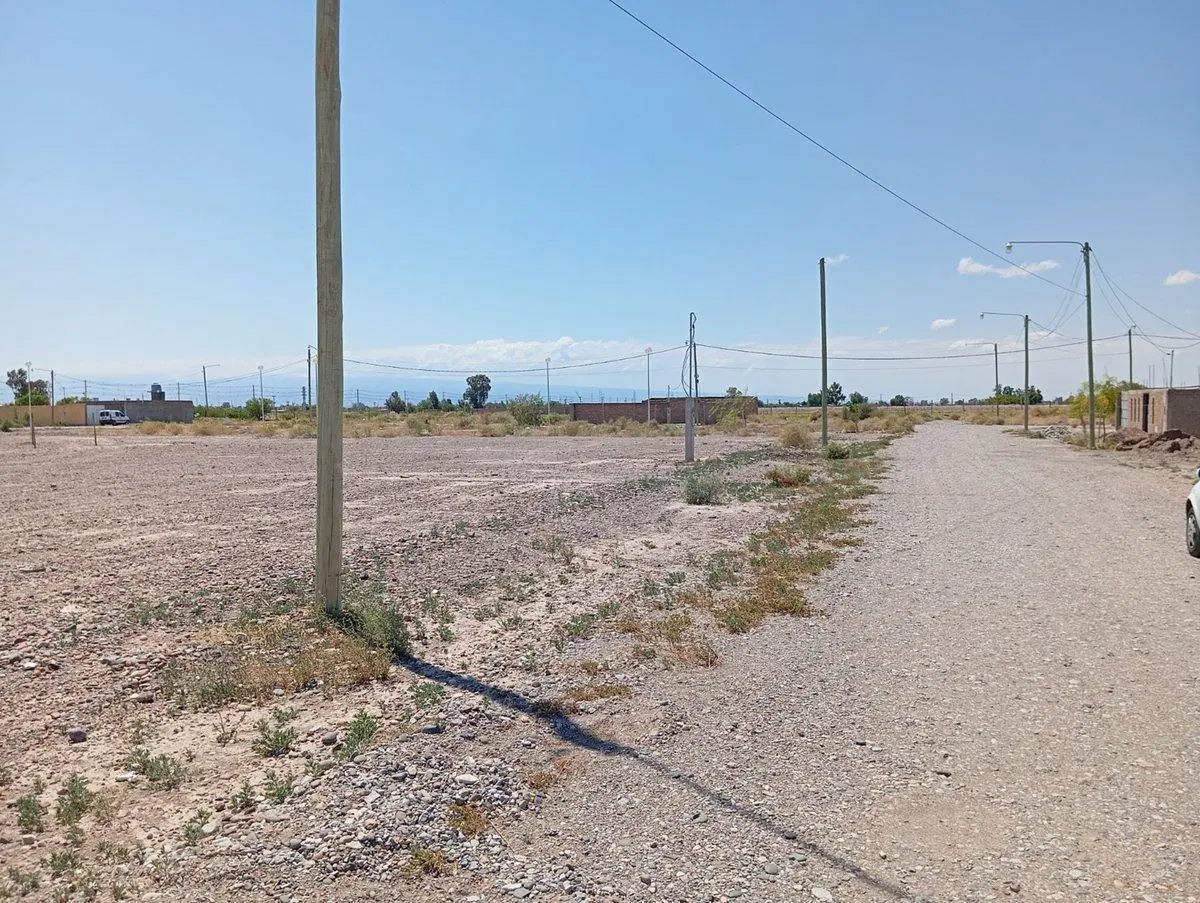 LOTE 600M2 EN POCITO. LOTEO SOBRE SAN MIGUEL 4