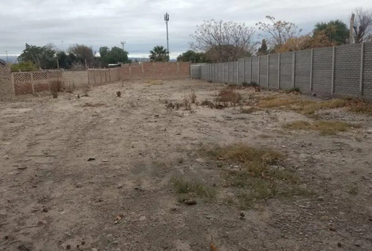 LOTE DE 947 M2, EN SANTA LUCIA 4