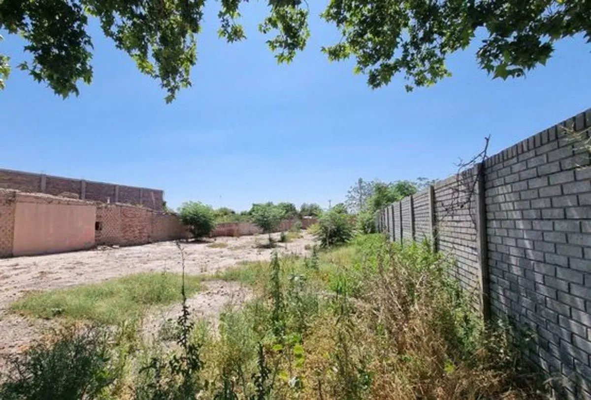LOTE DE 947 M2, EN SANTA LUCIA 2