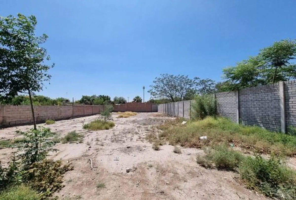 LOTE DE 947 M2, EN SANTA LUCIA 3