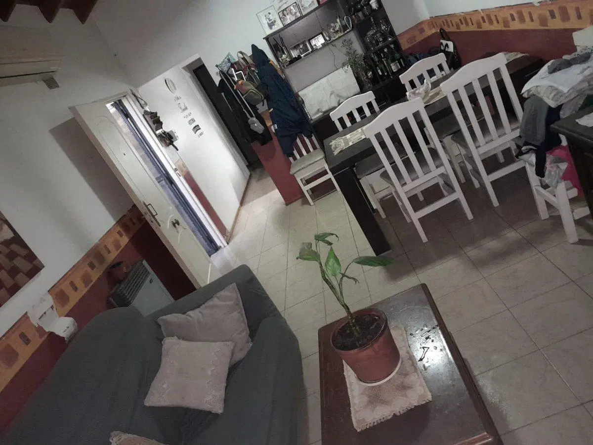 Casa de 3 habitaciones. Rivadavia 4