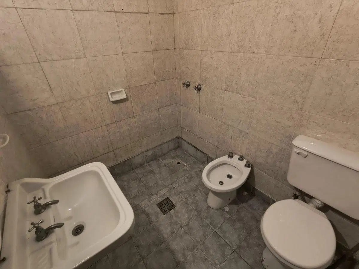 Casa de 3 habitaciones. B° Comercio, Santa Lucia 4