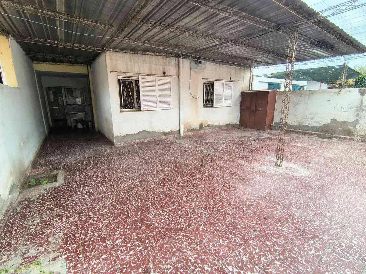 Casa de 3 habitaciones. B° Comercio, Santa Lucia 5