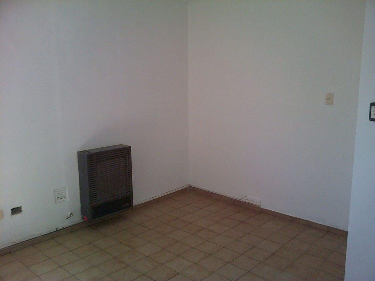 DEPARTAMENTO EN B° REPUBLICA DEL LIBANO, RAWSON