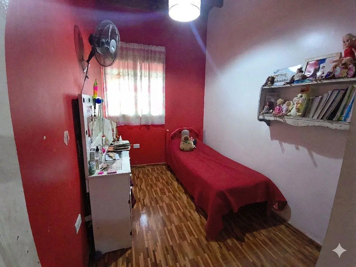 CASA 4 HABITACIONES C/COCHERA CUBIERTA. RAWSON 2