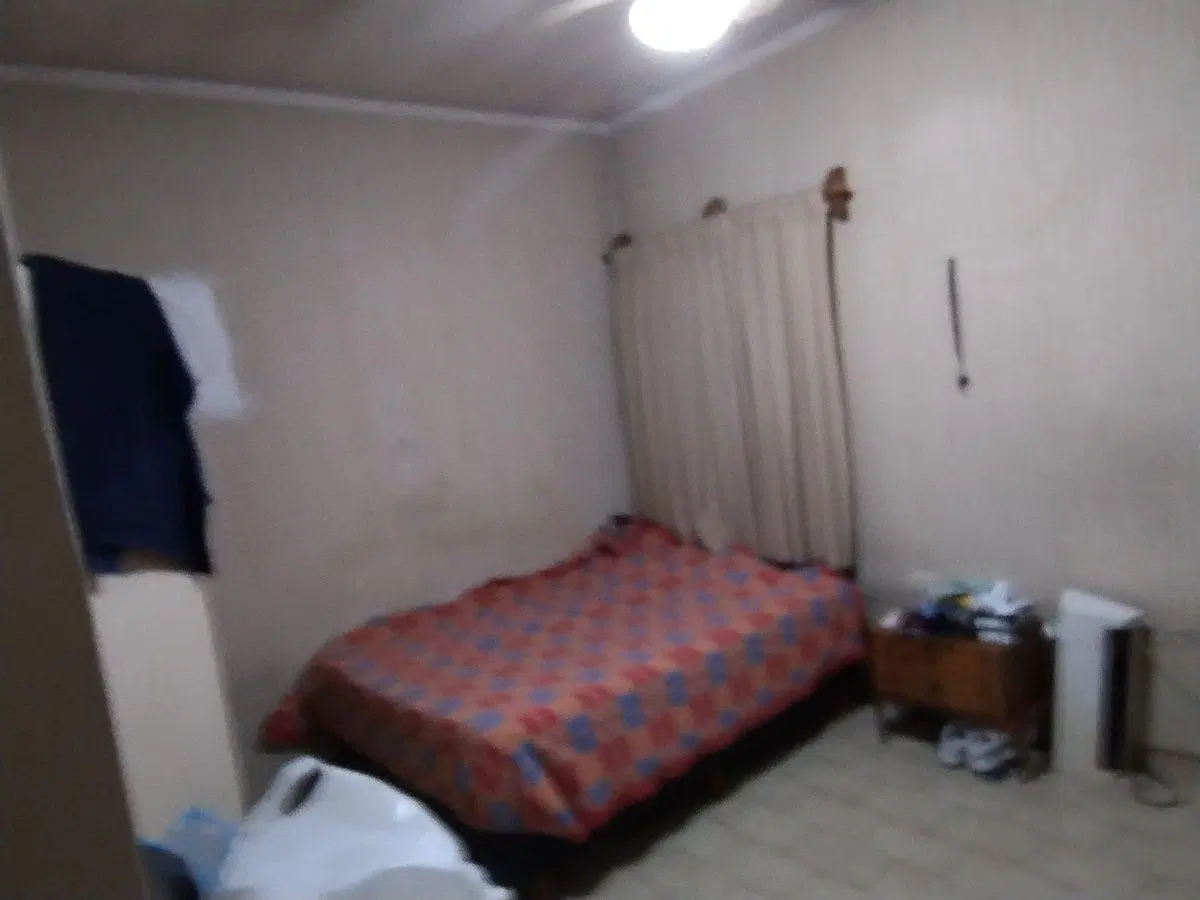 Casa 3 dormitorios, cochera y departamento interno 5