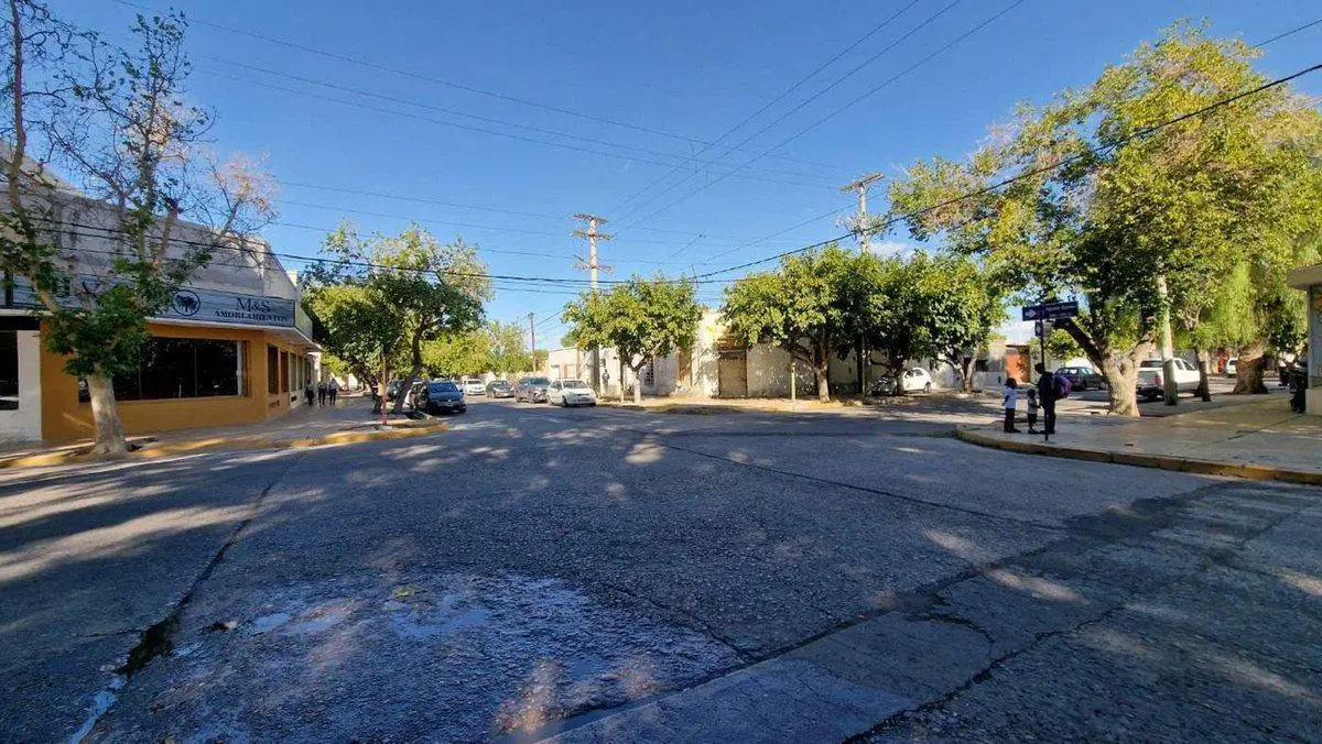 VENTA ESQUINA COMERCIAL CON CASA DE ADOBE TRINIDAD 3