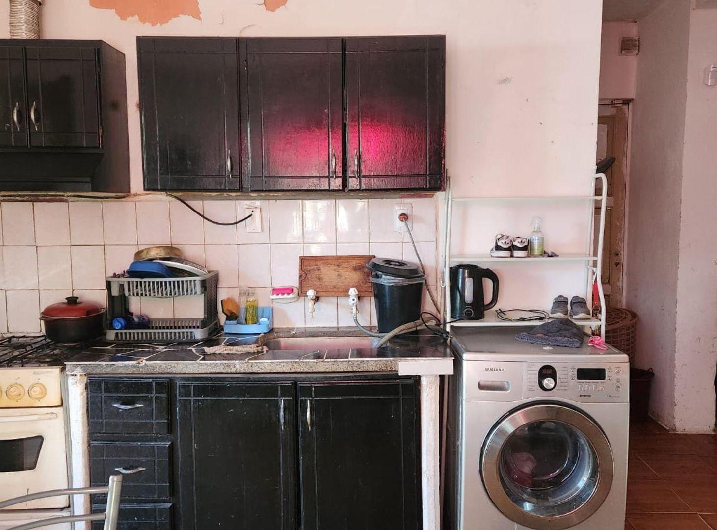 VENTA. CASA 2 DE DORMITORIOS. CHIMBAS