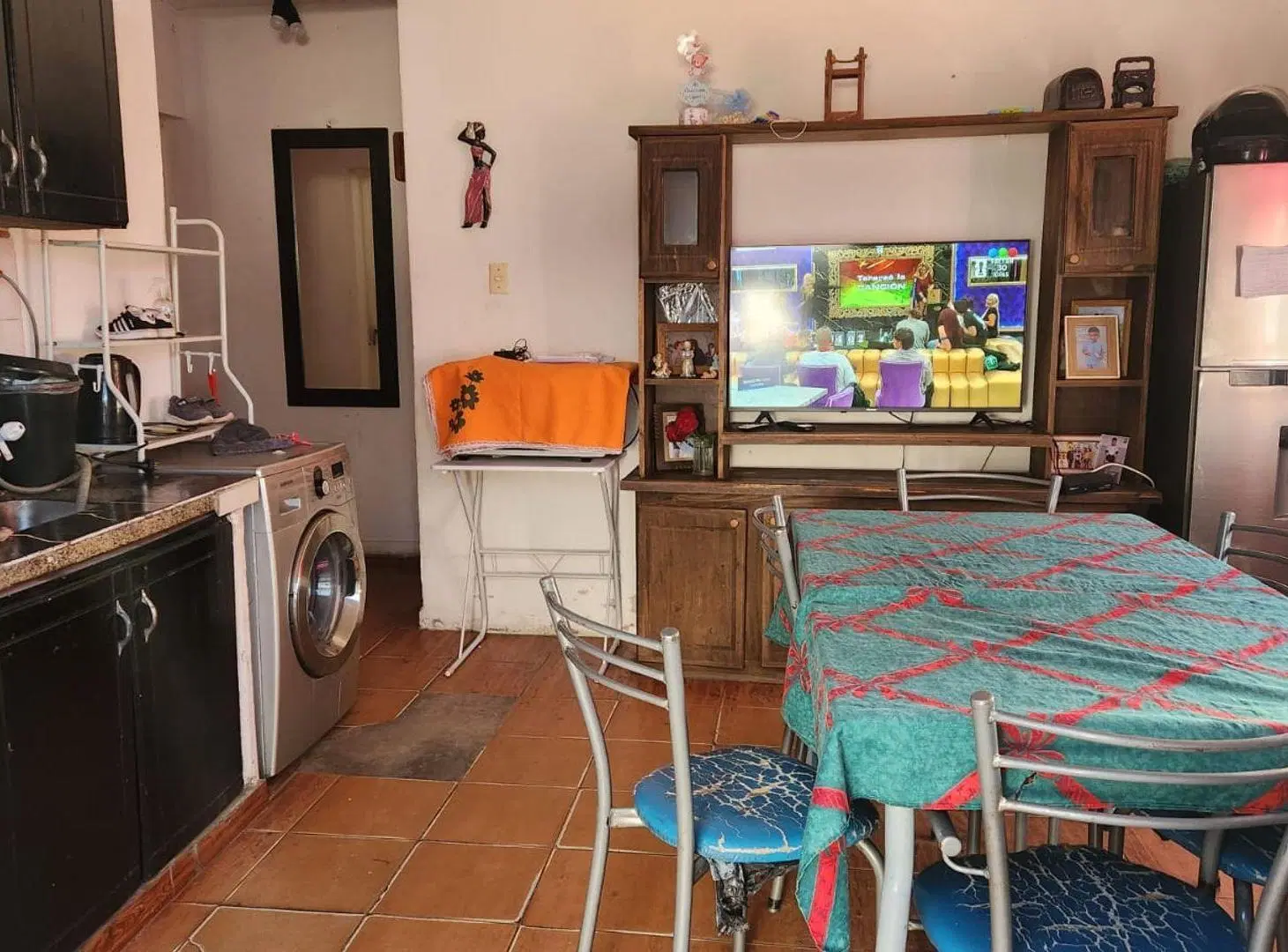 VENTA. CASA 2 DE DORMITORIOS. CHIMBAS 3