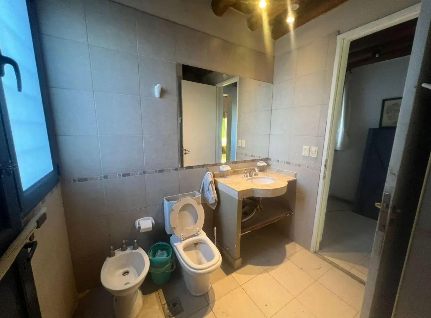QUINTA DE 6.437 M2 CON 2 CASAS Y 2 PISCINAS.POCITO 8