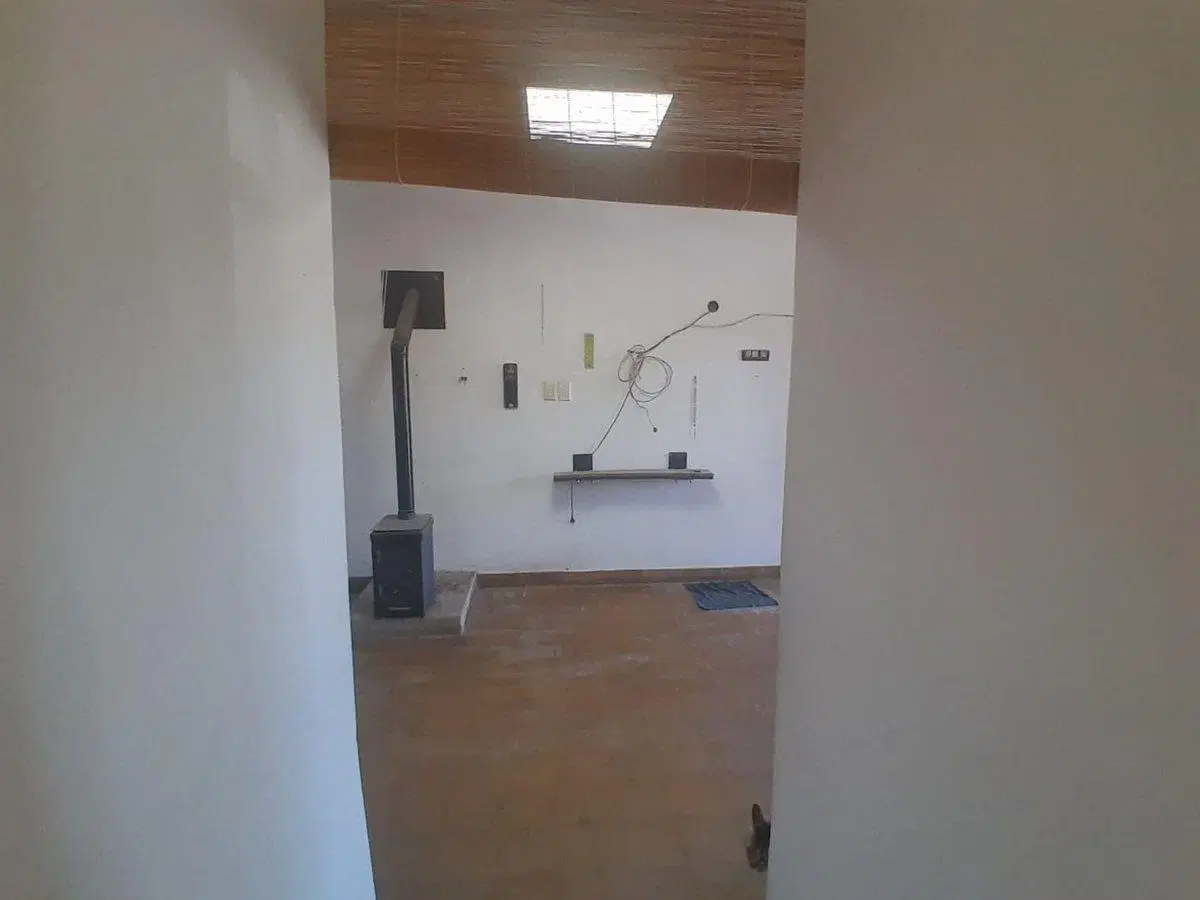 Casa con Pileta. 2 habitaciones.Sup 2734m2.Caucete 5