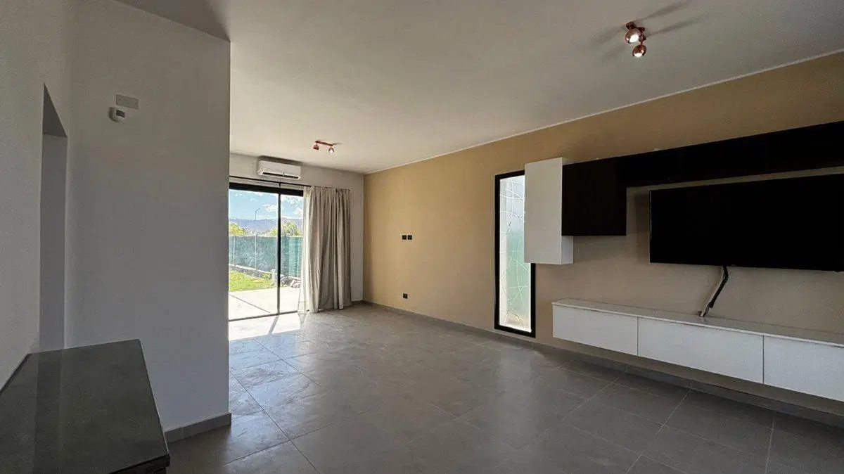 Casa B Privado 3 Hab 2 Baños Rivadavia 4