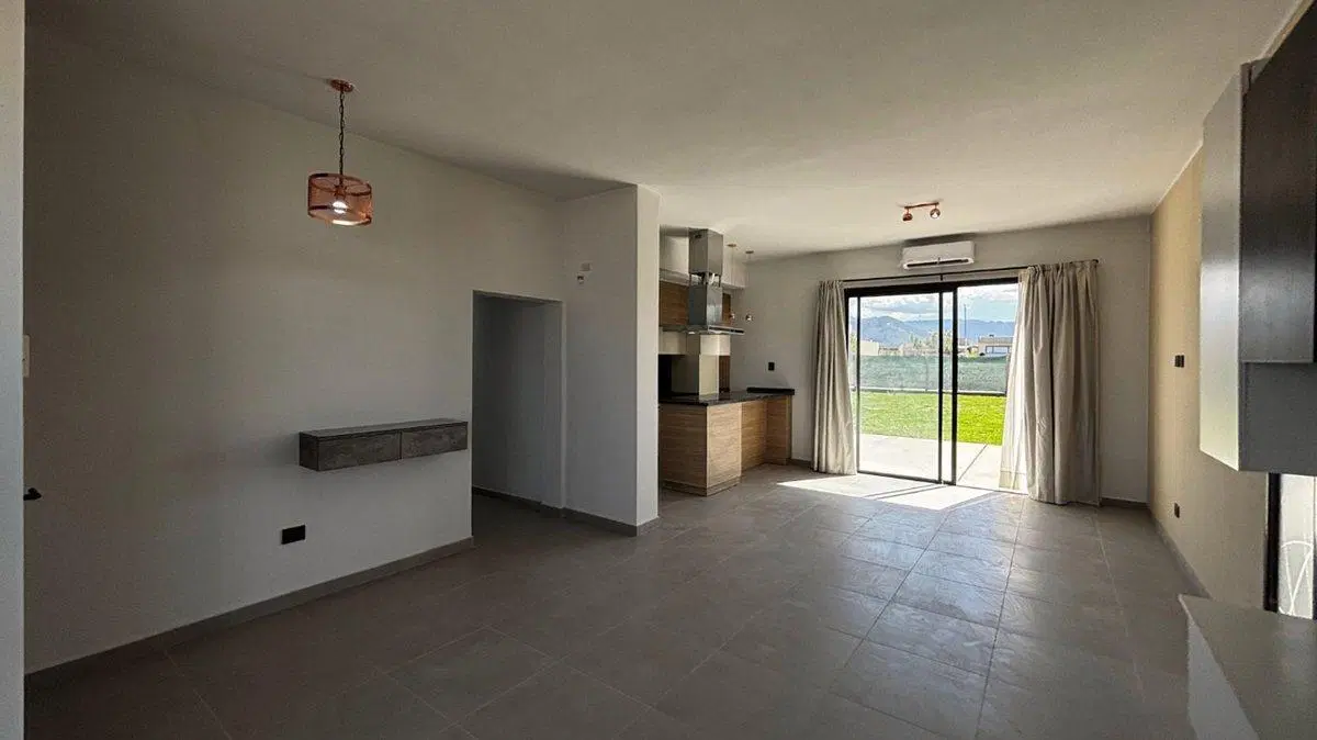 Casa B Privado 3 Hab 2 Baños Rivadavia 2