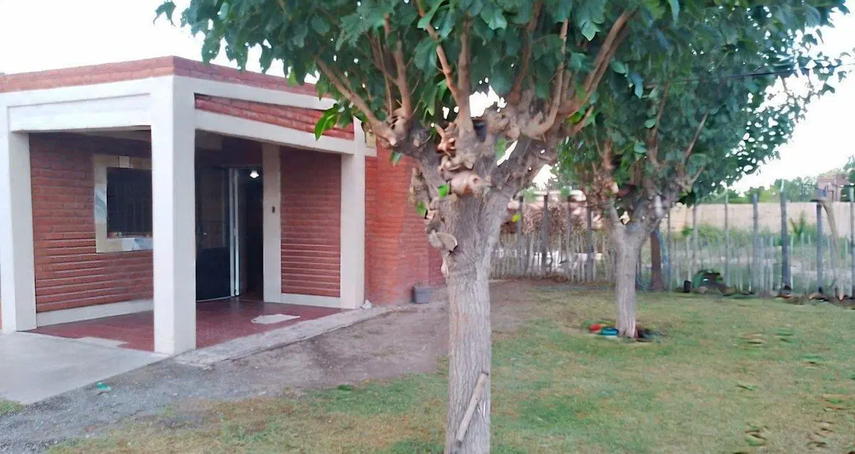 VENTA DE 2 CASAS EN UN MISMO TERRENO. POCITO 3