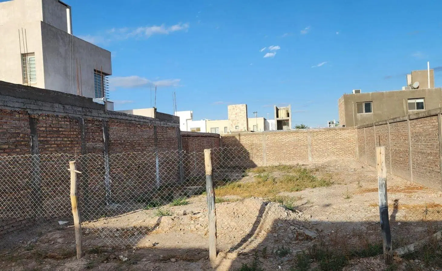 TERRENO 330 M2. B° NATANIA RESIDENCIAL 2,RIVADAVIA 3