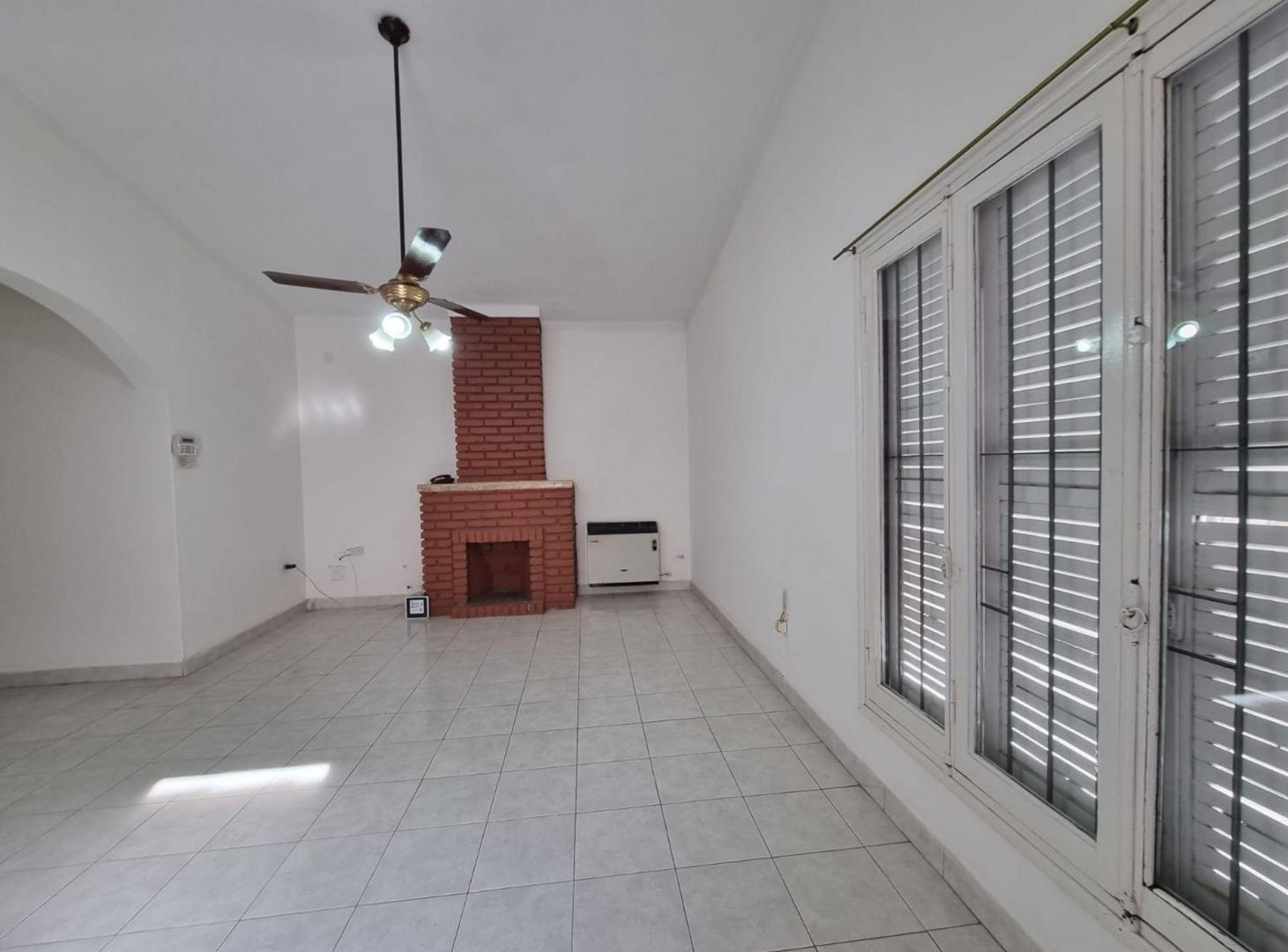 Foto de ALQUILER CASA DE 2 DORMITORIOS, EN DESAMPARADOS, imagen 1