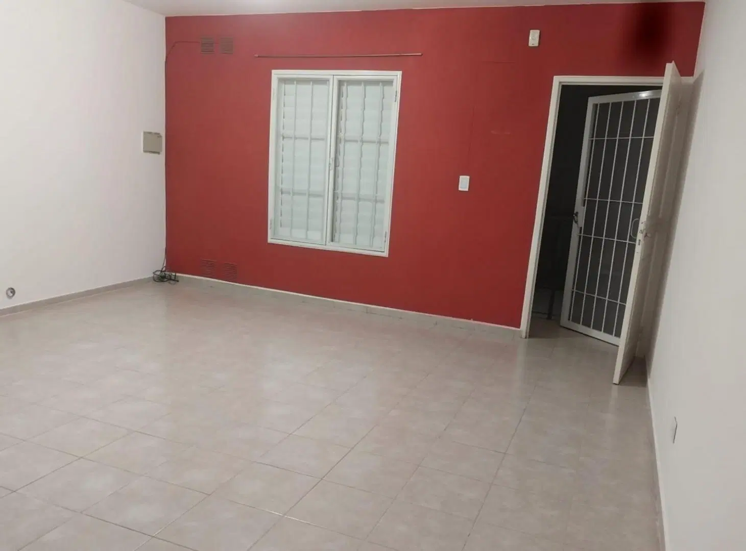 CASA MAS 2 DEPTOS.  B° 23 DE OCTUBRE. RIVADAVIA 4