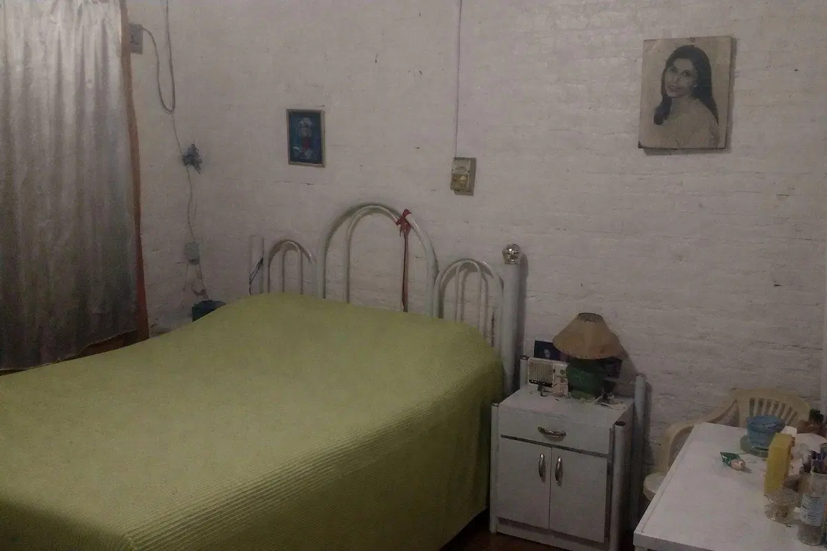 Casa mas departamento, Zona Centro Civico. Capital 5