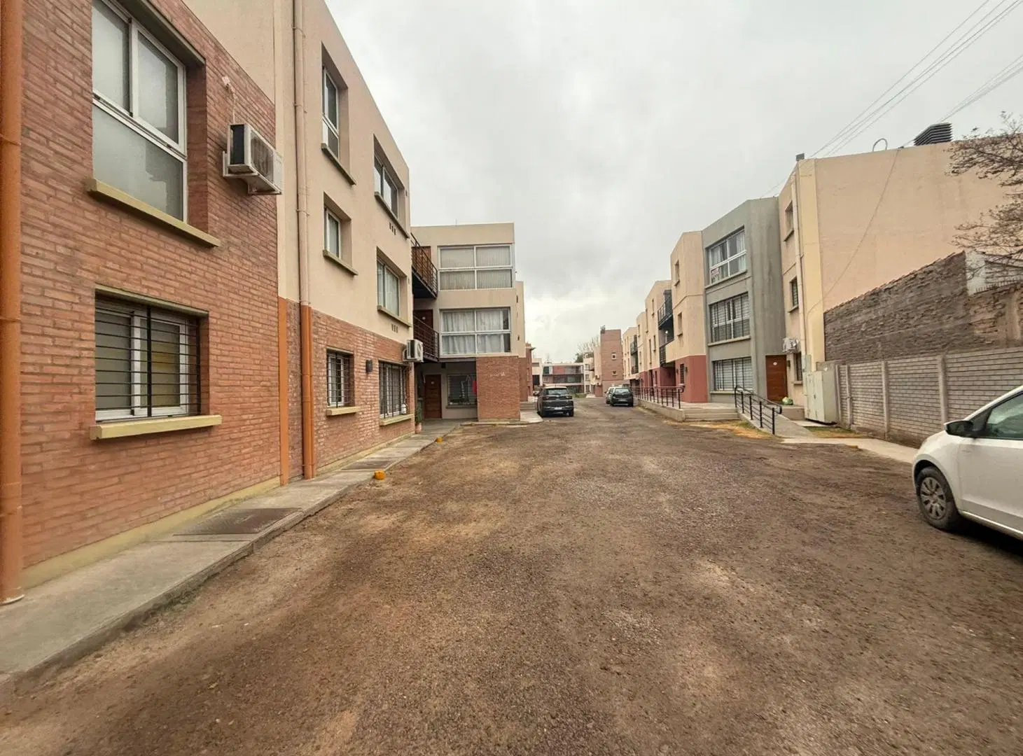 DEPARTAMENTO EN JARDINES DEL LIBERTADOR, CAPITAL 4