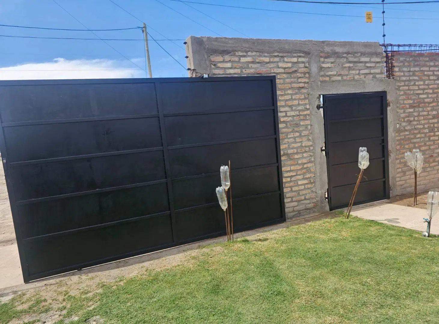 VENTA TERRENO CON PISCINA Y OBRA INICIADA. RAWSON 5