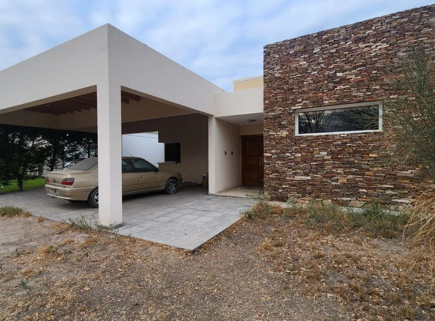 ALQUILER CASA EN RESIDENCIA PRIVADA LA LUCÍA 2