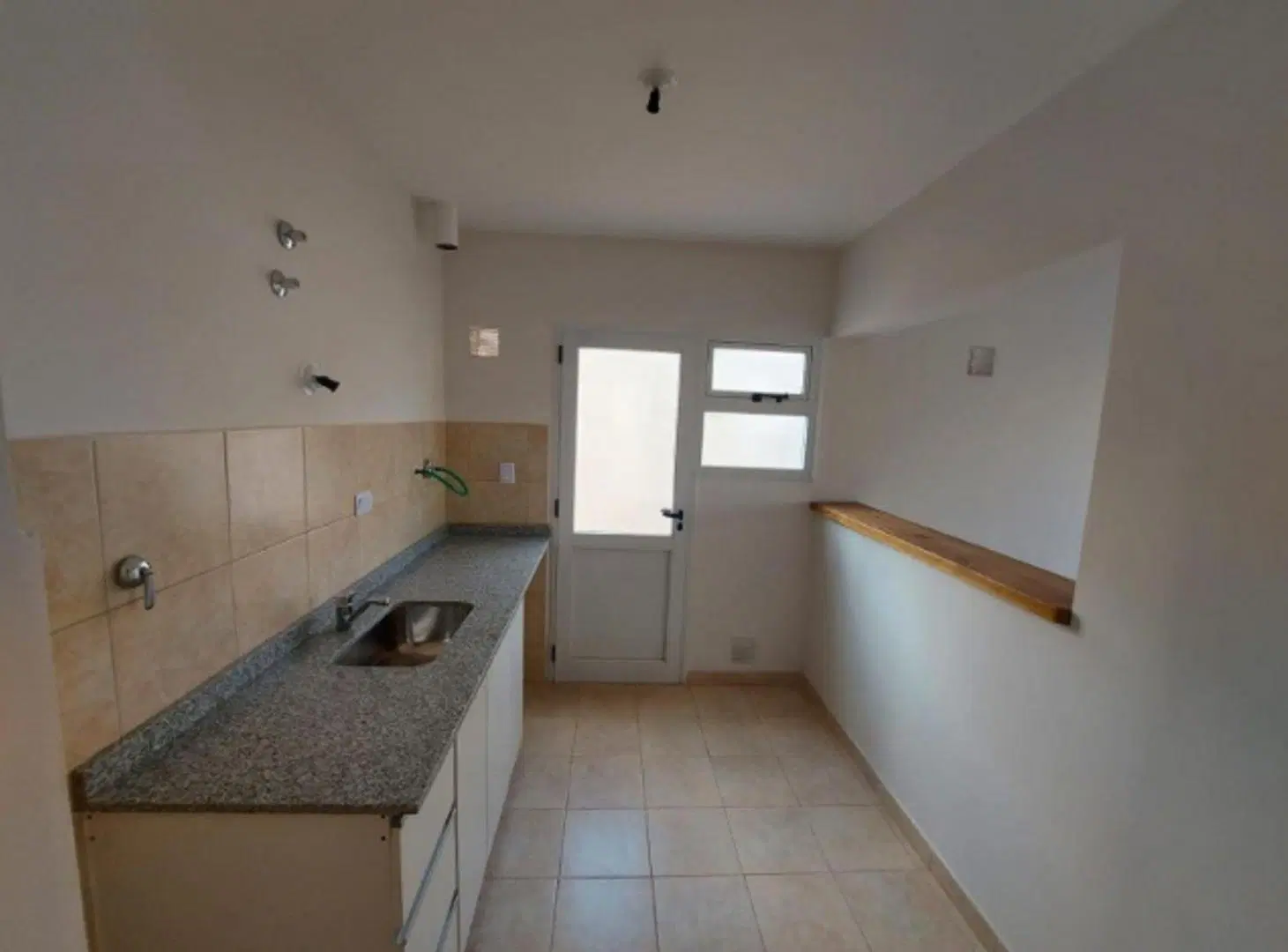CASA 2 DORMITORIOS BARRIO NATANIA 65. RIVADAVIA 5
