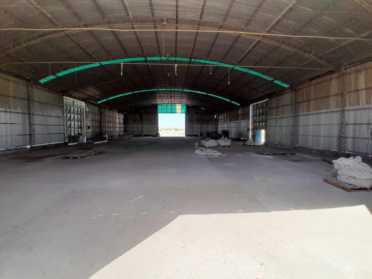 Foto de Alquiler Galpón 800m2 sobre Calle 5 y RN 40.Pocito, imagen 3